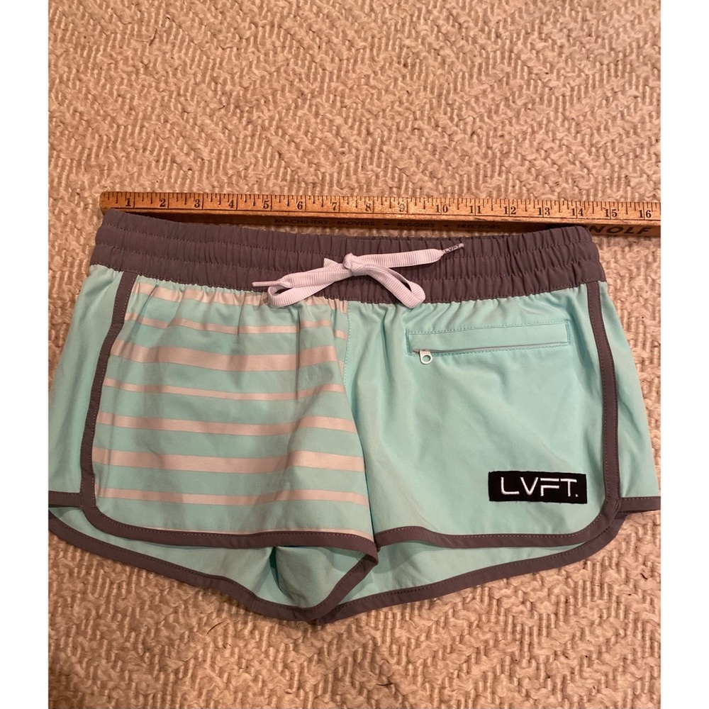 NWOT Live Fit LVFT Shorts - M - Picture 9 of 10